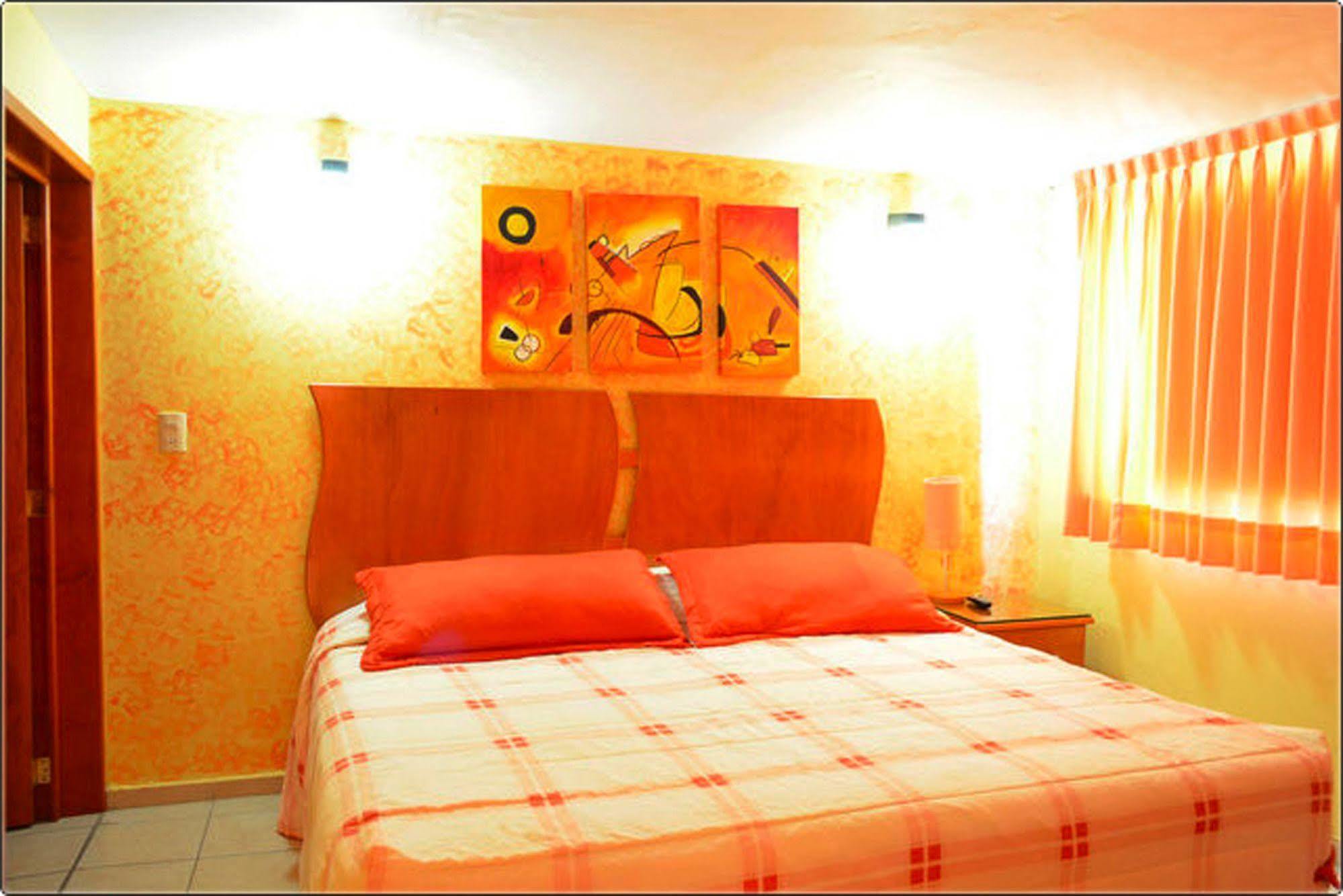Residencia los Angeles Bed and Breakfast Guadalajara Exterior foto
